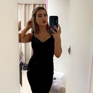 Meet your Posher, Tia